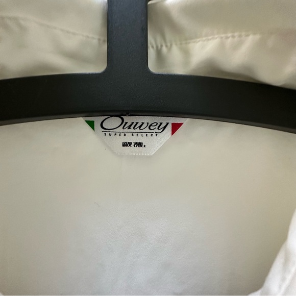 Vintage Embroidered White Shirt - Picture 4 of 10